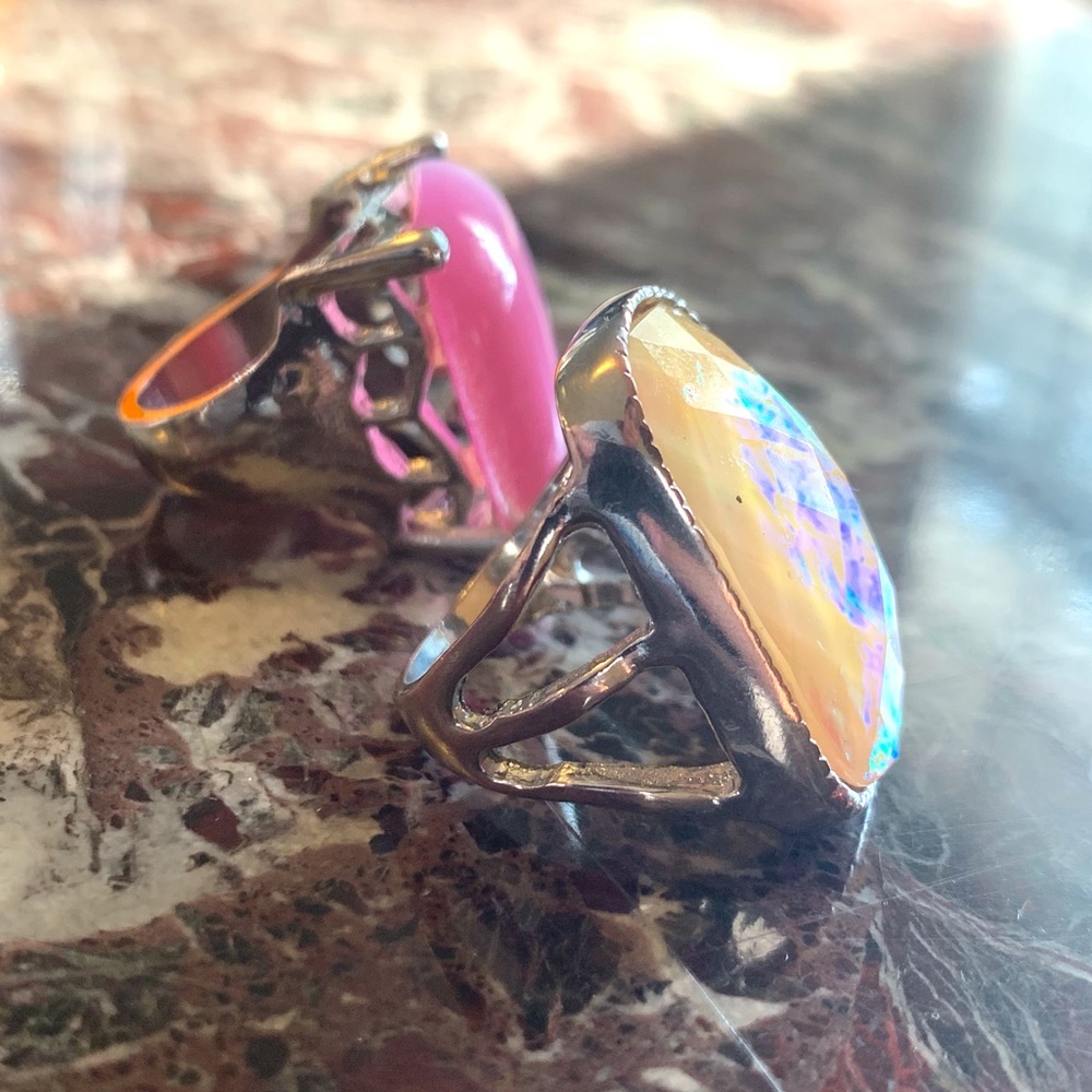 2 Handcrafted Rings - Picture 5 of 6